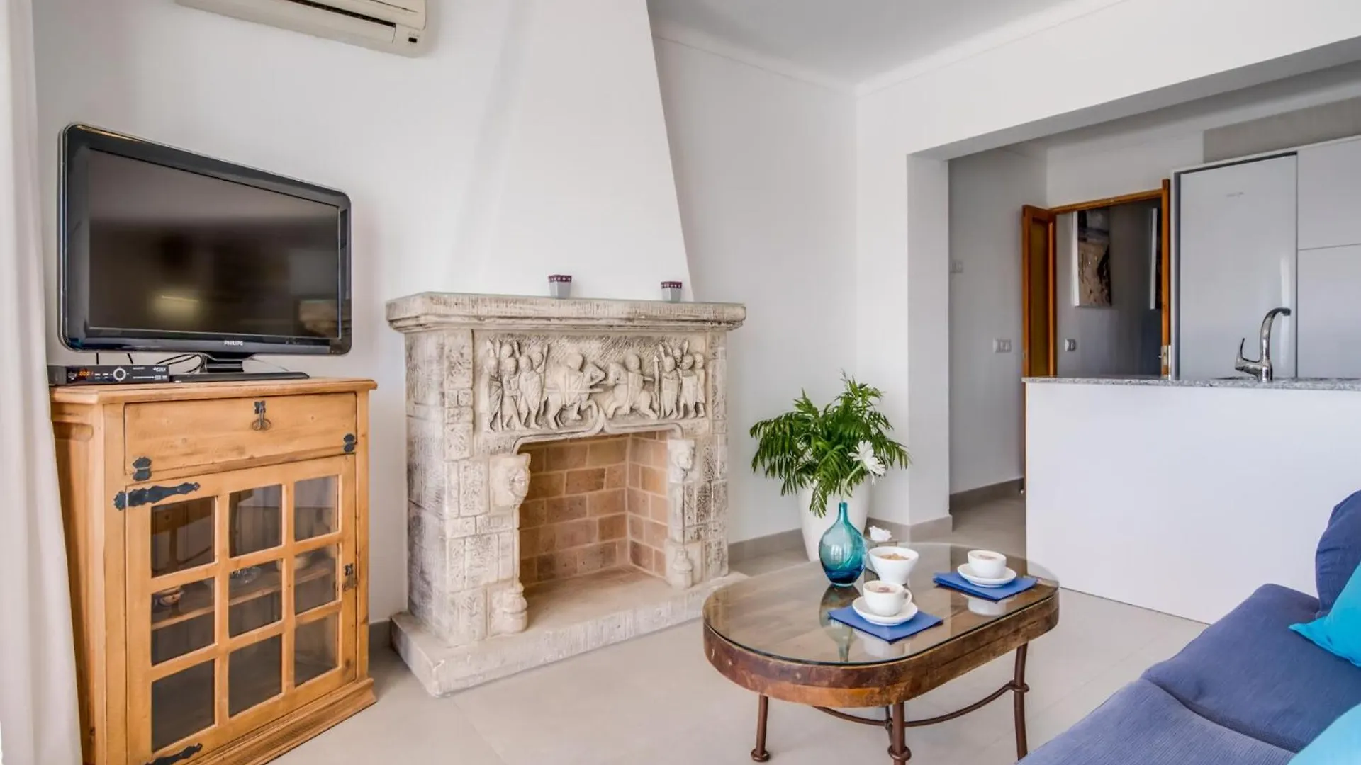 Seafront Apartment, 200M From Beach Port de Alcudia  0*, Port de Alcudia (Mallorca) Ισπανία