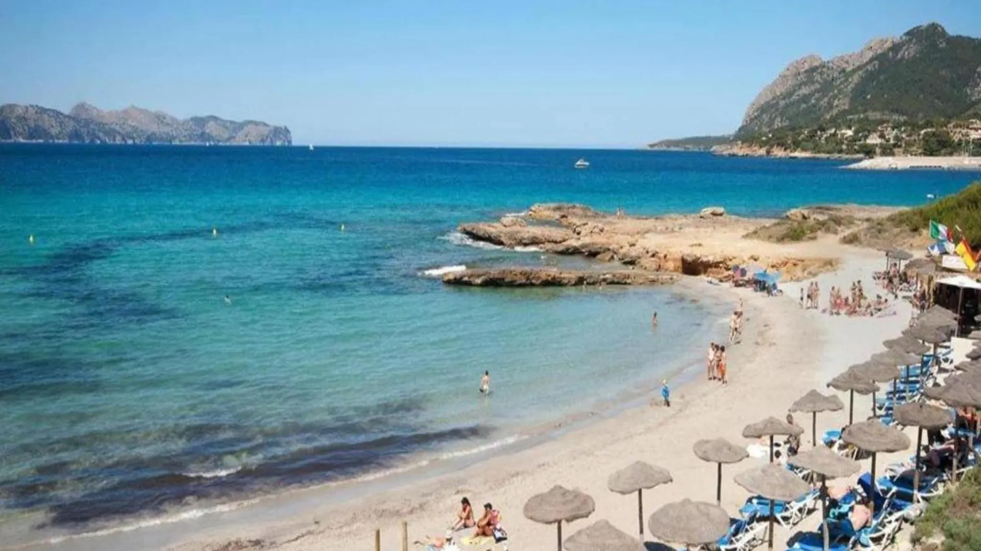 Appartement Seafront Apartment, 200M From Beach Port d'Alcúdia